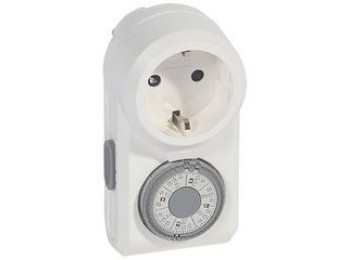 Programador horario enchufable 2p+t legrand