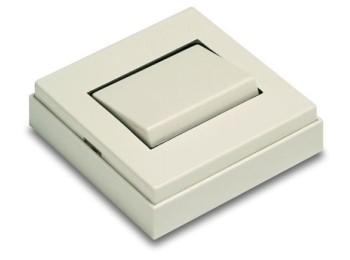 Conmutador 65x65x19 10a-250v sup. pvc bl 5002-b famat