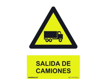 Señal 210x300mm pvc salida de camiones rd30023