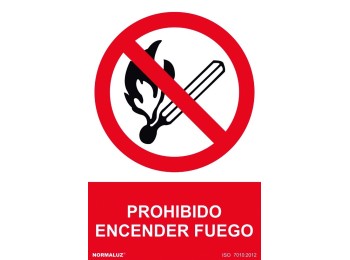 Señal 210x300mm pvc prohibido encender fuego rd40001