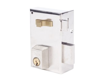 Cerradura sobr. 70x40mm 56a70dhn h.niq. pic/pal dcha yale